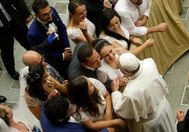 Los 'Romeo y Julieta' del Vaticano, la boda de dos empleados de la Santa Sede que puede acabar en despido