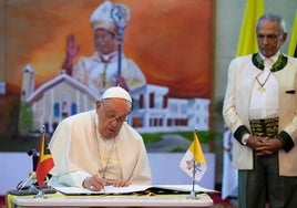 El Papa dice en Timor Oriental que «todos debemos actuar con responsabilidad para prevenir abusos de menores»