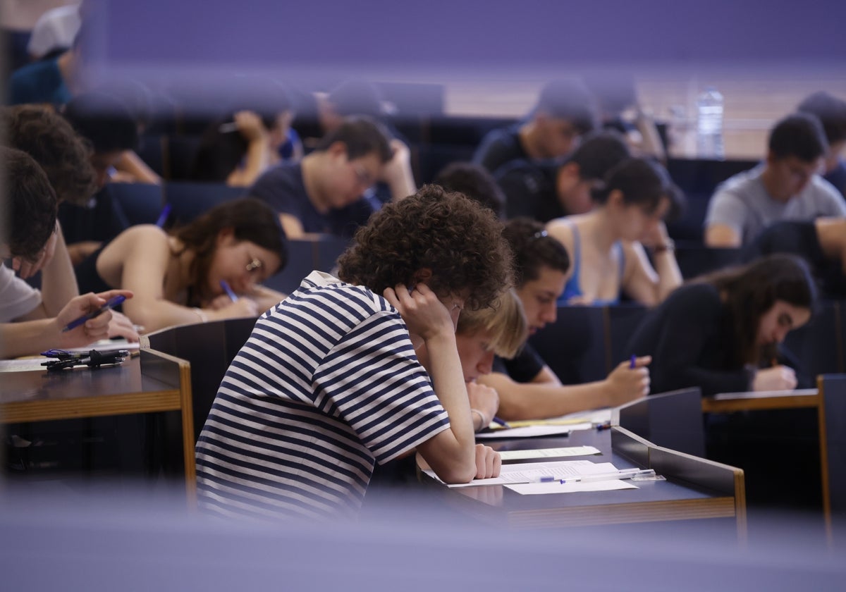 La nueva Selectividad se celebrará a la vez en toda España
