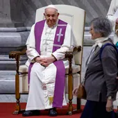 El Papa Francisco pide perdón «a Dios y a las personas afectadas» por pecados como los abusos, silenciar a la mujer o el colonialismo