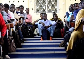 Sánchez quiere que los pocos universitarios que hay en Mauritania, Gambia o Senegal vengan a trabajar a España