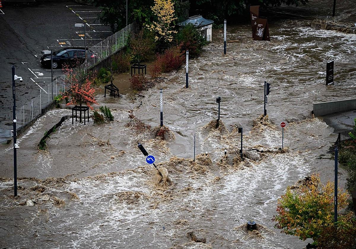 Zona inundada tras las fuertes lluvias en Annonay, en el centro de Francia