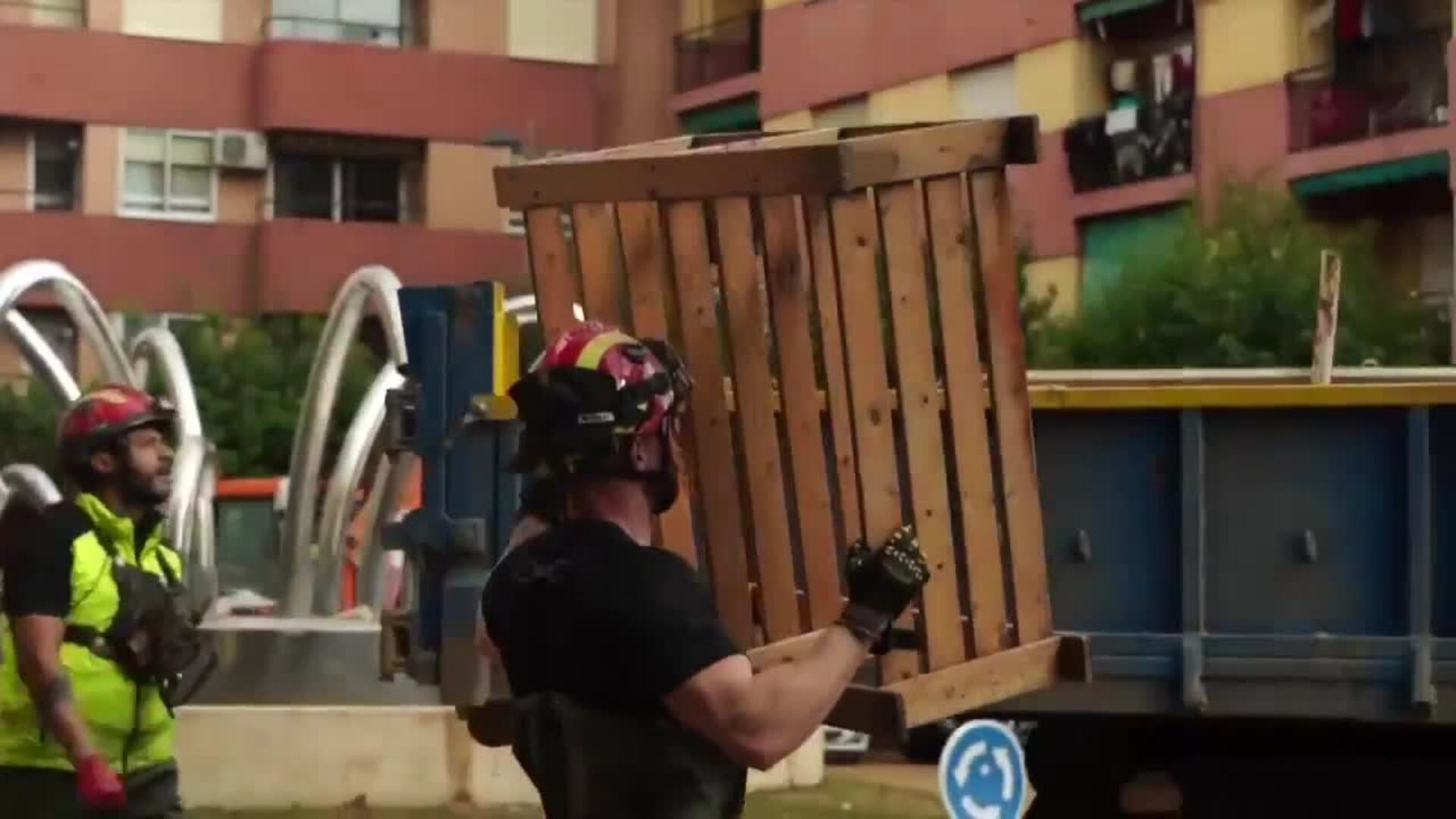 Labores de la UME en las zonas afectadas por la dana en Valencia