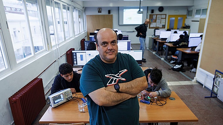 Luis Díaz, profesor de Domótica, Electrónica, Informática y Programación y adjunto a la dirección en el Colegio Santa María de los Apóstoles