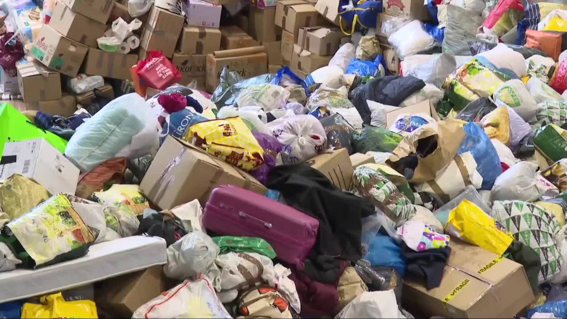 Cientos de voluntarios colaboran para enviar ayuda a Valencia desde Madrid