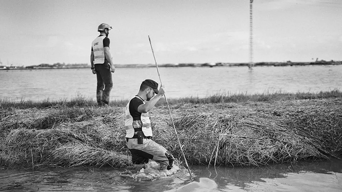 La UME en labores de búsqueda de dos desaparecidos por culpa de la riada de la Dana en el parque nacional de la Albufera