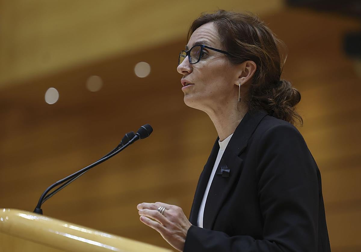 La ministra de Sanidad, Mónica García