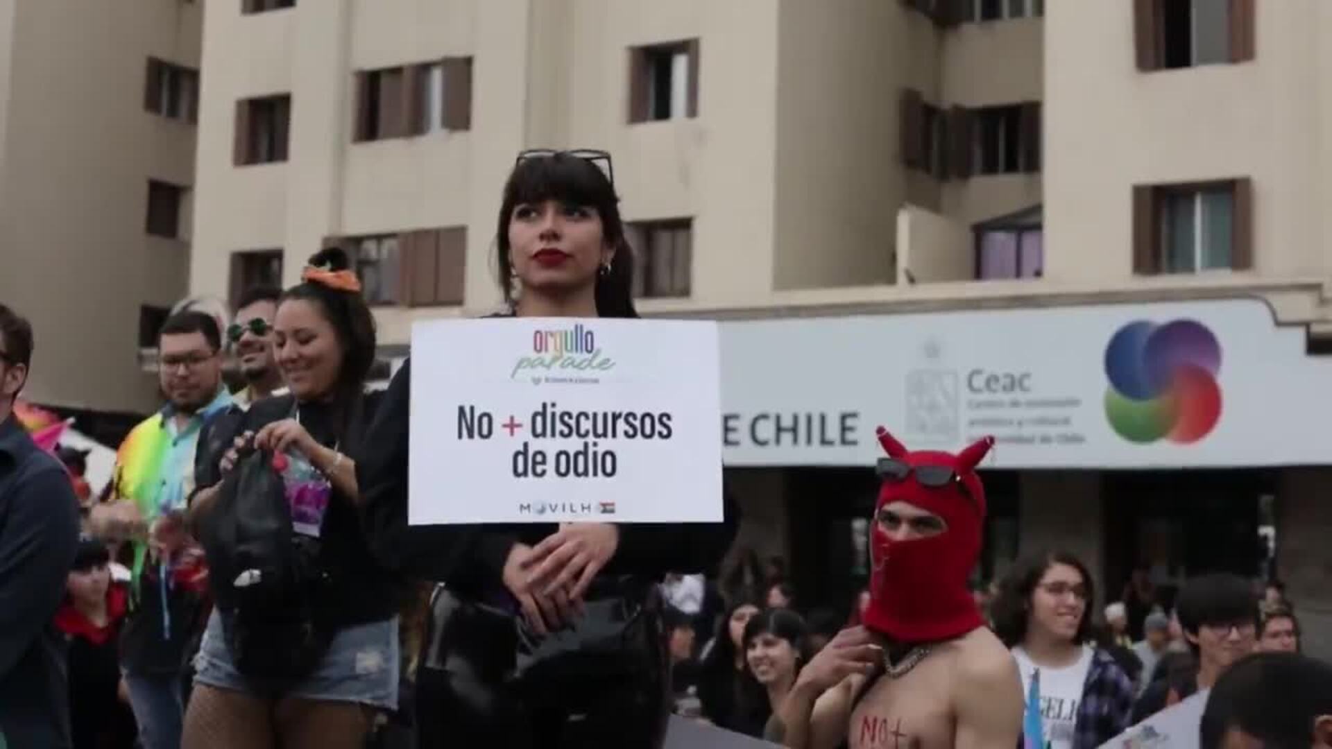 Miles marchan en Chile en defensa de la infancia trans y contra los ...