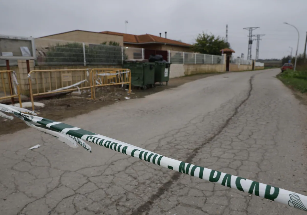 Exterior de la residencia de ancianos incendiada en Villafranca de Ebro, hace una semana