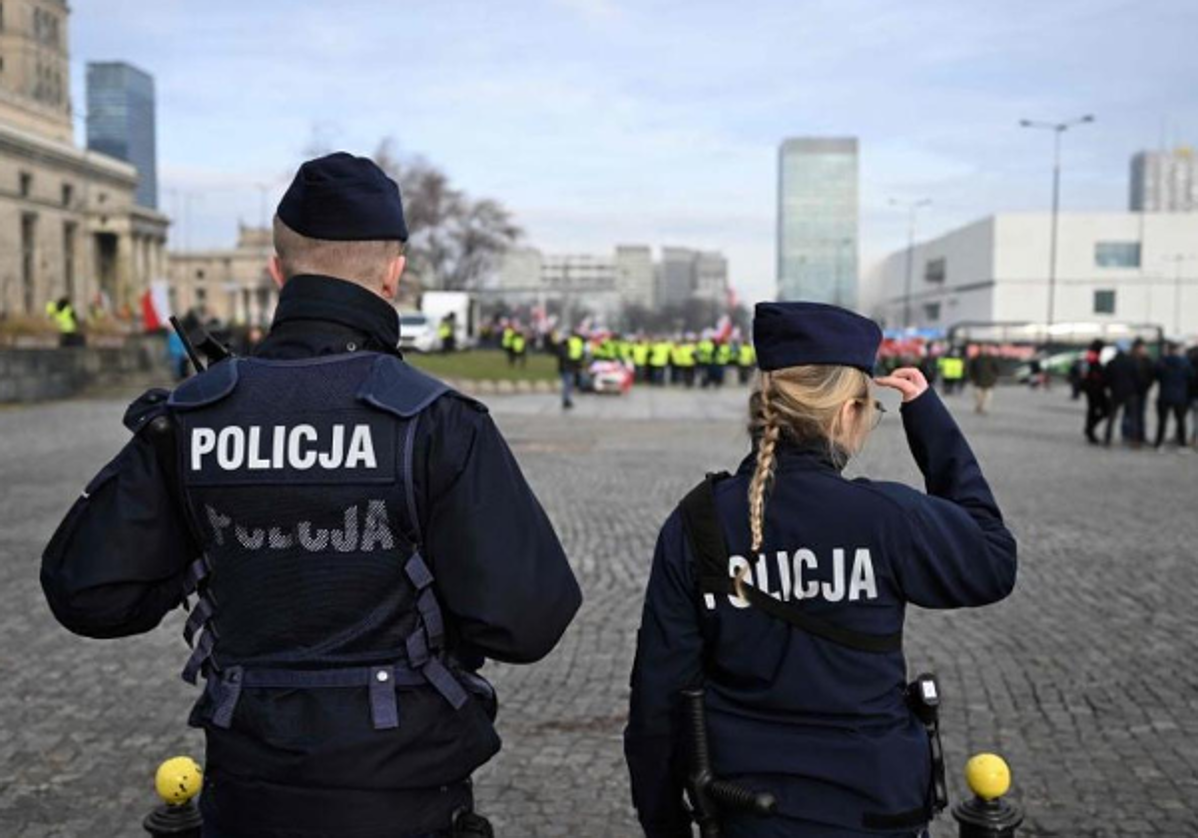 Dos policías polacos en una imagen de archivo