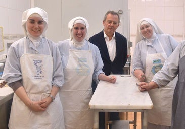 Admiten a trámite la demanda de las exmonjas para reclamar la propiedad de los monasterios