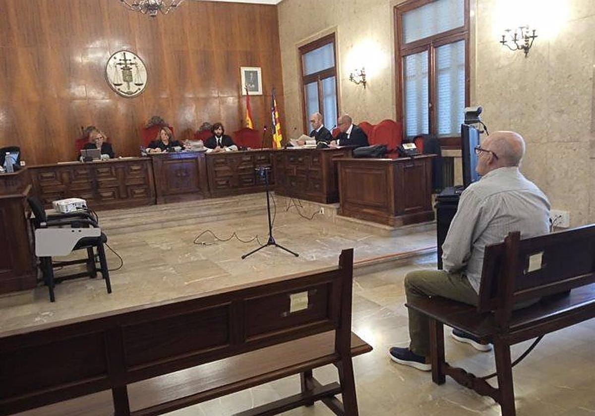 El exagente de la Policía Local de Son Servera durante el juicio en la Audiencia en una imagen de archivo