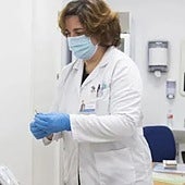 Cuánto dinero cobra un enfermero en España en 2025: este es el sueldo por comunidades autónomas