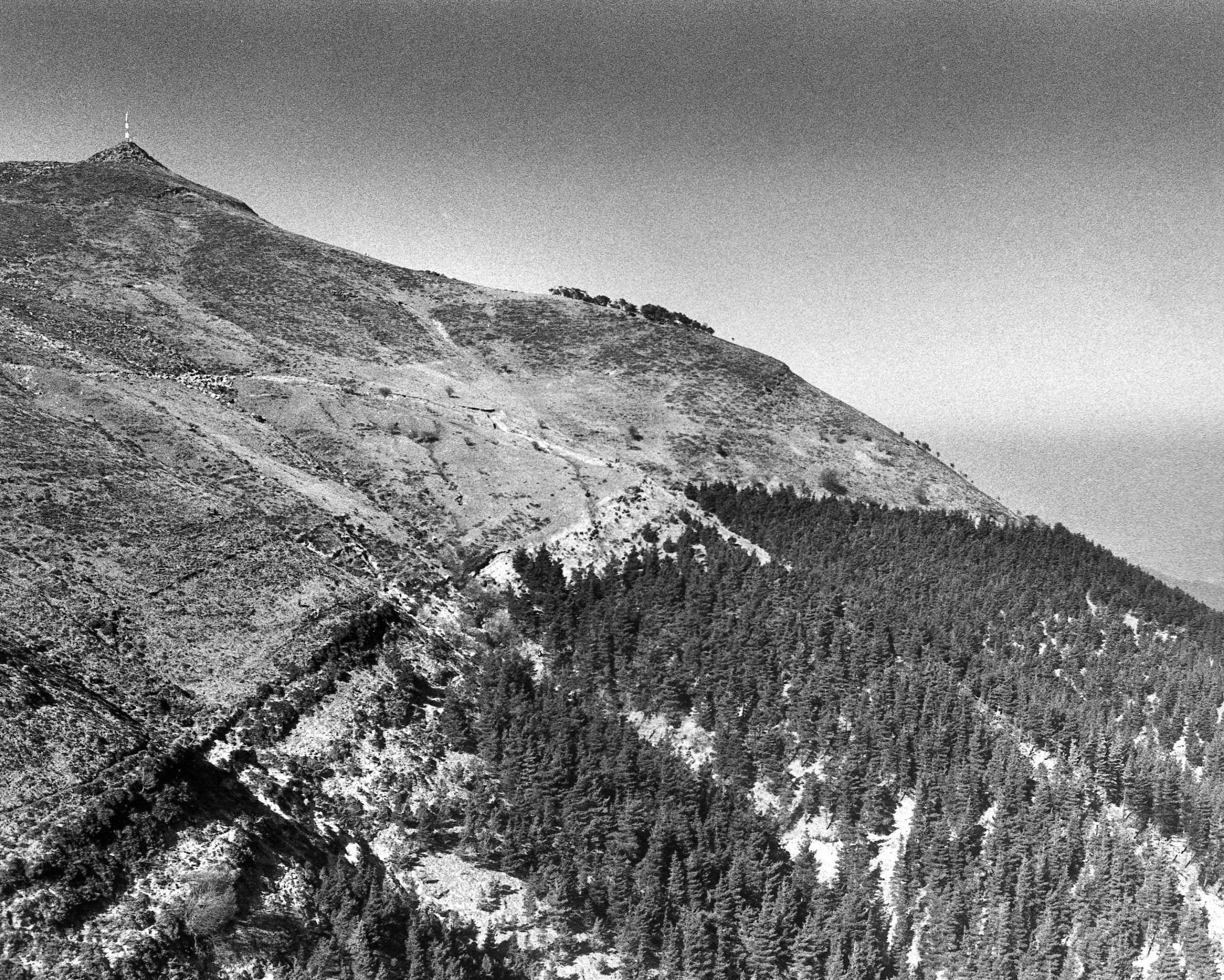 A las 9:22 de la mañana del 19 de febrero de 1985, el vuelo IB610 inició la maniobra de acercamiento al aeropuerto de Bilbao. Cinco minutos más tarde, el ala izquierda impactó contra la antena de ETB en el punto más alto del Monte Oiz.