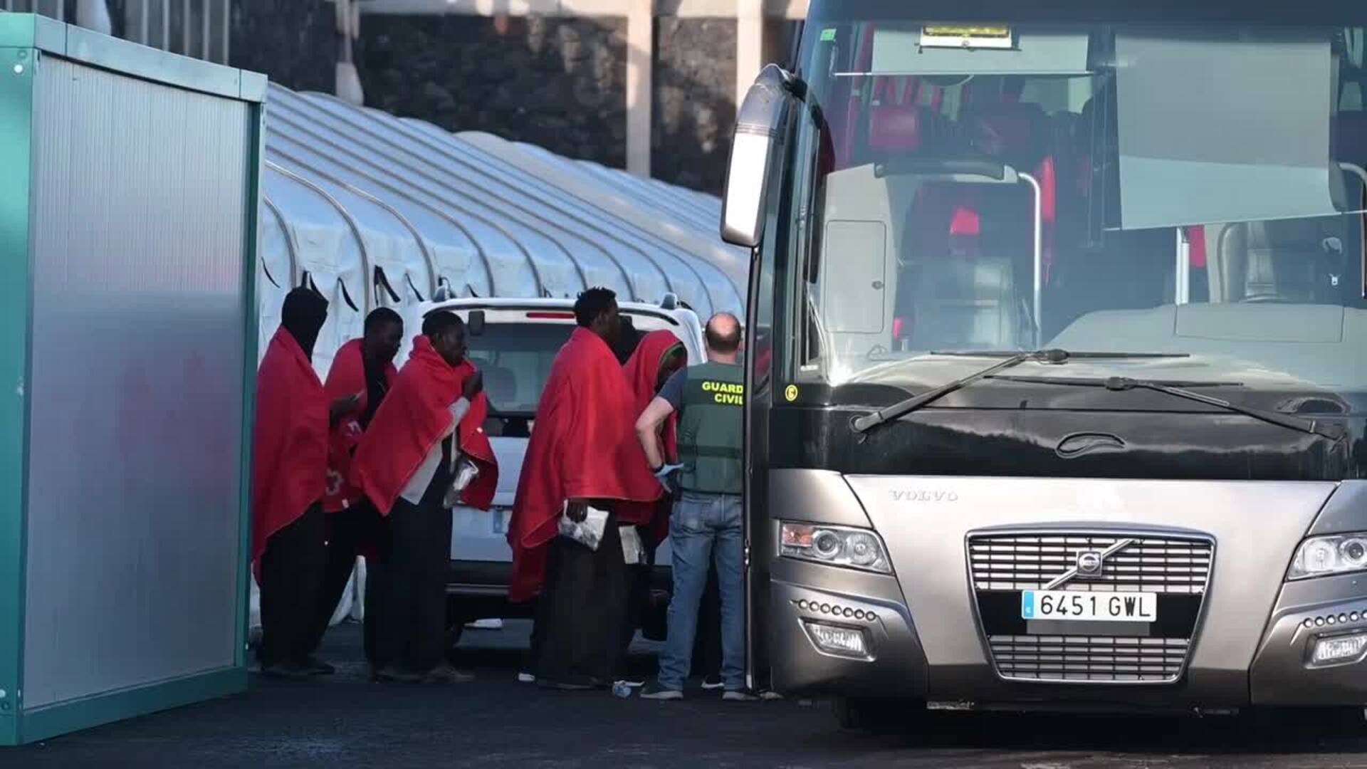 El Supremo da diez días al Gobierno para que se haga cargo de mil menores migrantes en Canarias