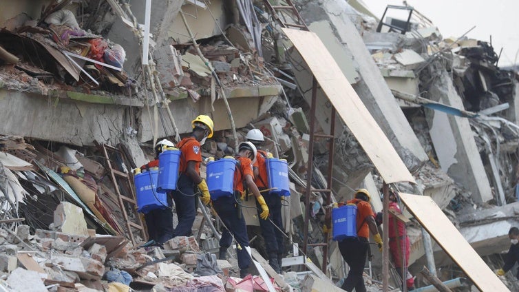 Más de 2.700 muertos por el terremoto de Birmania