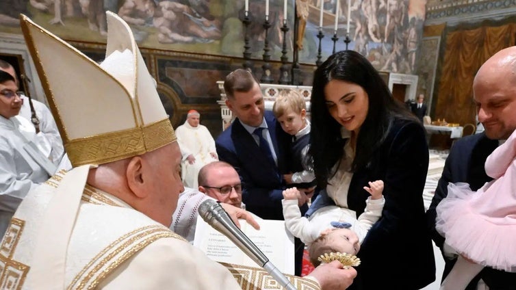 El Vaticano prohíbe apostatar borrando la partida de bautismo de la parroquia