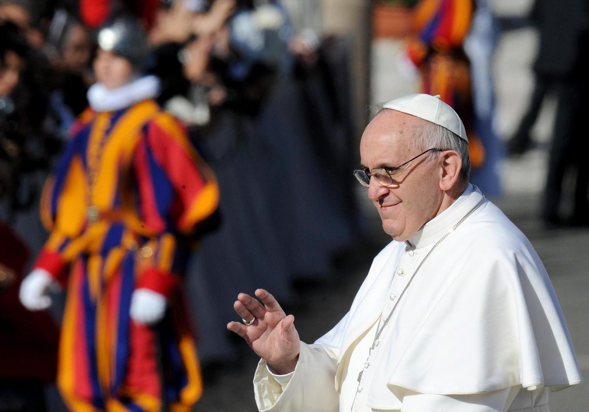 El Papa Francisco en la Basílica de San Pedro, en marzo de 2013