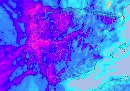 La Aemet avisa a España por una potente borrasca en el Puente de Mayo: las zonas más afectadas por el temporal