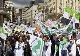 Los médicos mantienen la huelga para el 23 de mayo tras reunirse con Sanidad