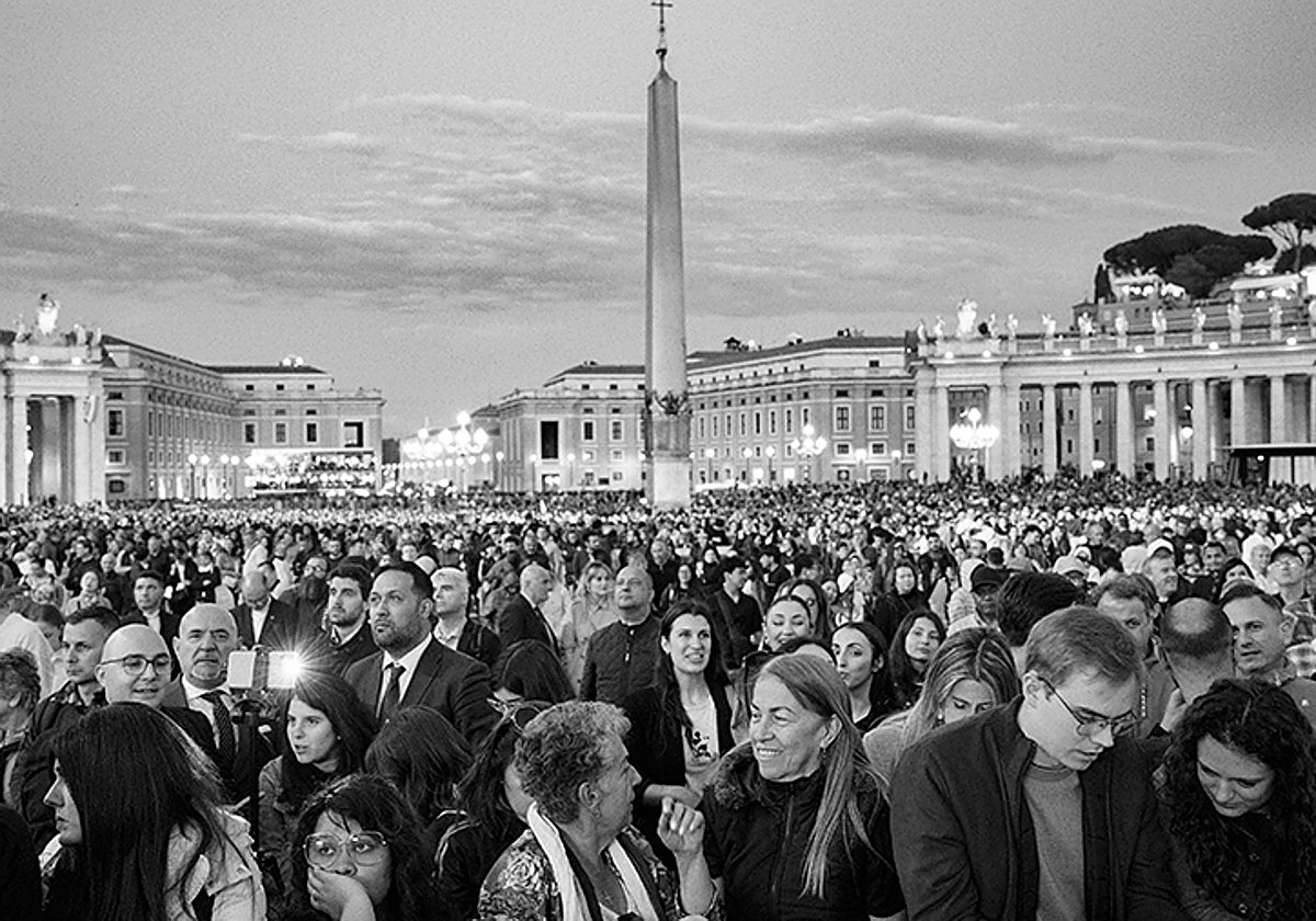 Primera fumata negra
