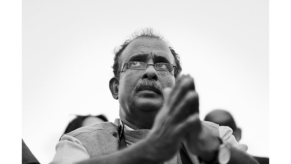 Primera fumata negra