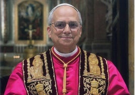 El Vaticano revela el primer retrato oficial de León XIV