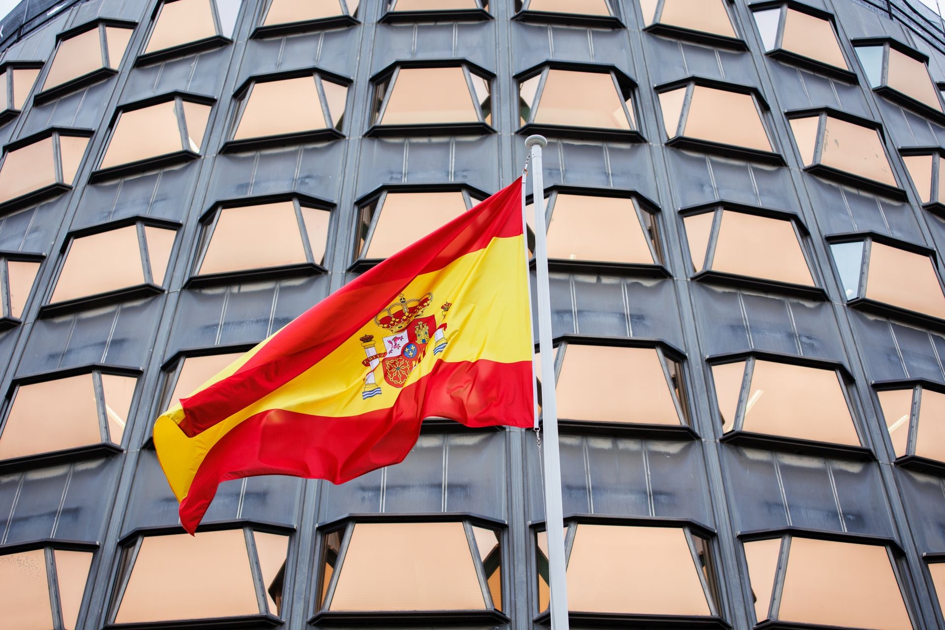 El TC anula por unanimidad la condena al autor del  Tour de la Manada  al considerar que se vulneró su libertad creativa y de expresión