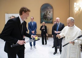 El Papa León XIV dedica sus primeras audiencias al prelado del Opus Dei y al tenista Jannik Sinner