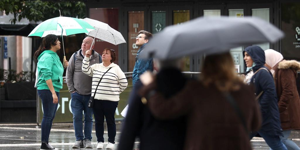 La Aemet avisa de la llegada de nuevas lluvias y tormentas en las próximas horas: estas son las zonas de España afectadas