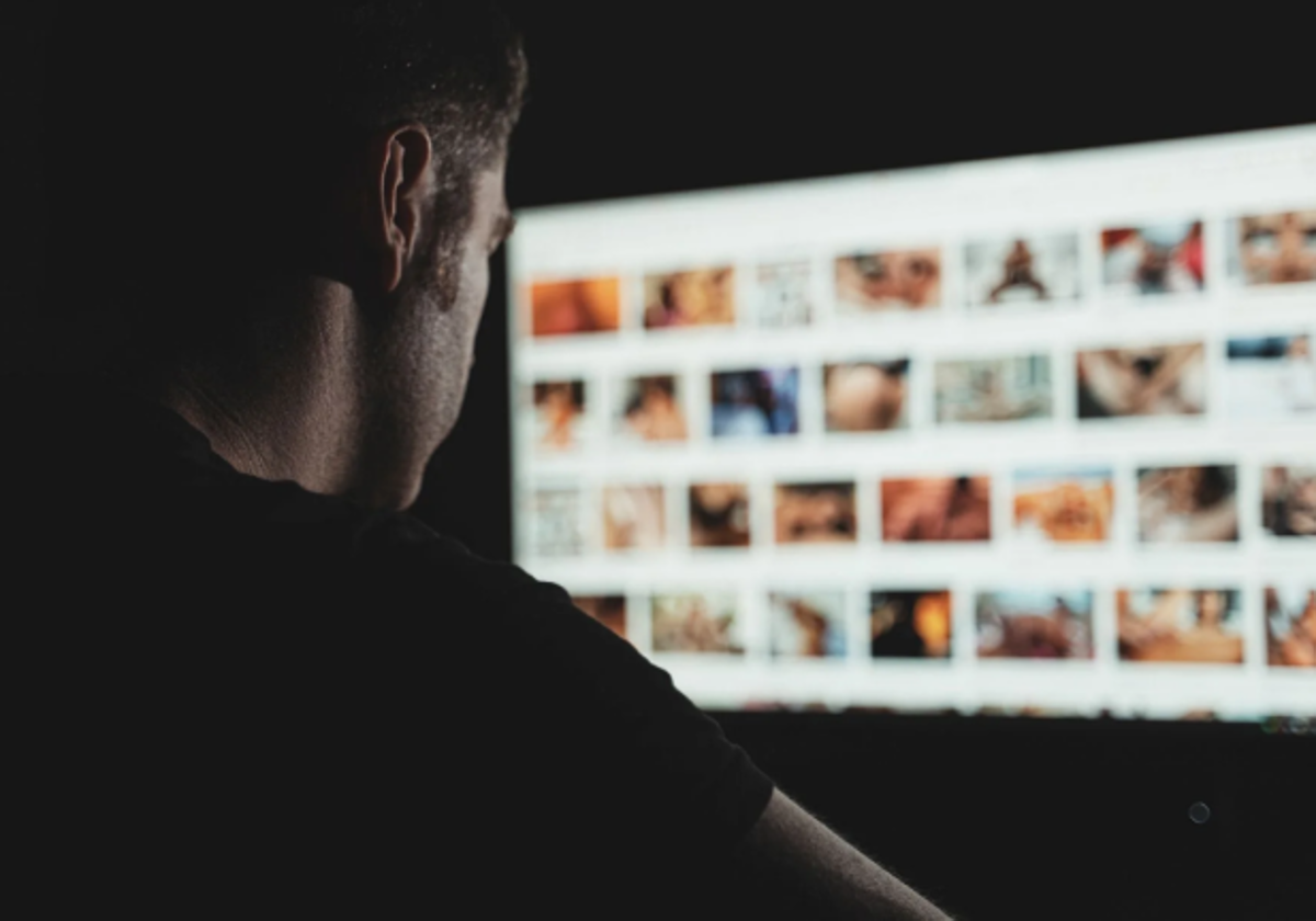 La UE investiga a Pornhub y otras tres &#039;grandes&#039; páginas pornográficas por no proteger a los menores