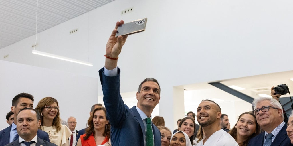 Pedro sánchez inaugura un «hospital fantasma» en melilla sin ampliar personal