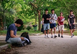 Fracasa la Selectividad 'para pensar' que vendió el Gobierno, que ha sido tan memorística como siempre