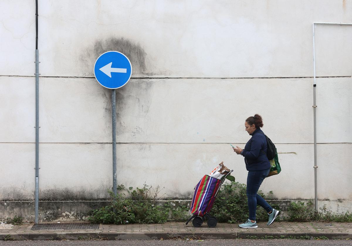 Los ingresos a partir de los que se considera que una persona es pobre en España