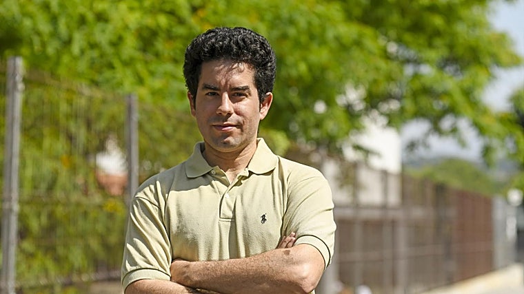 Albert Aguilera estuvo a punto de morir pero recibió un hígado cuando teniía 13 años