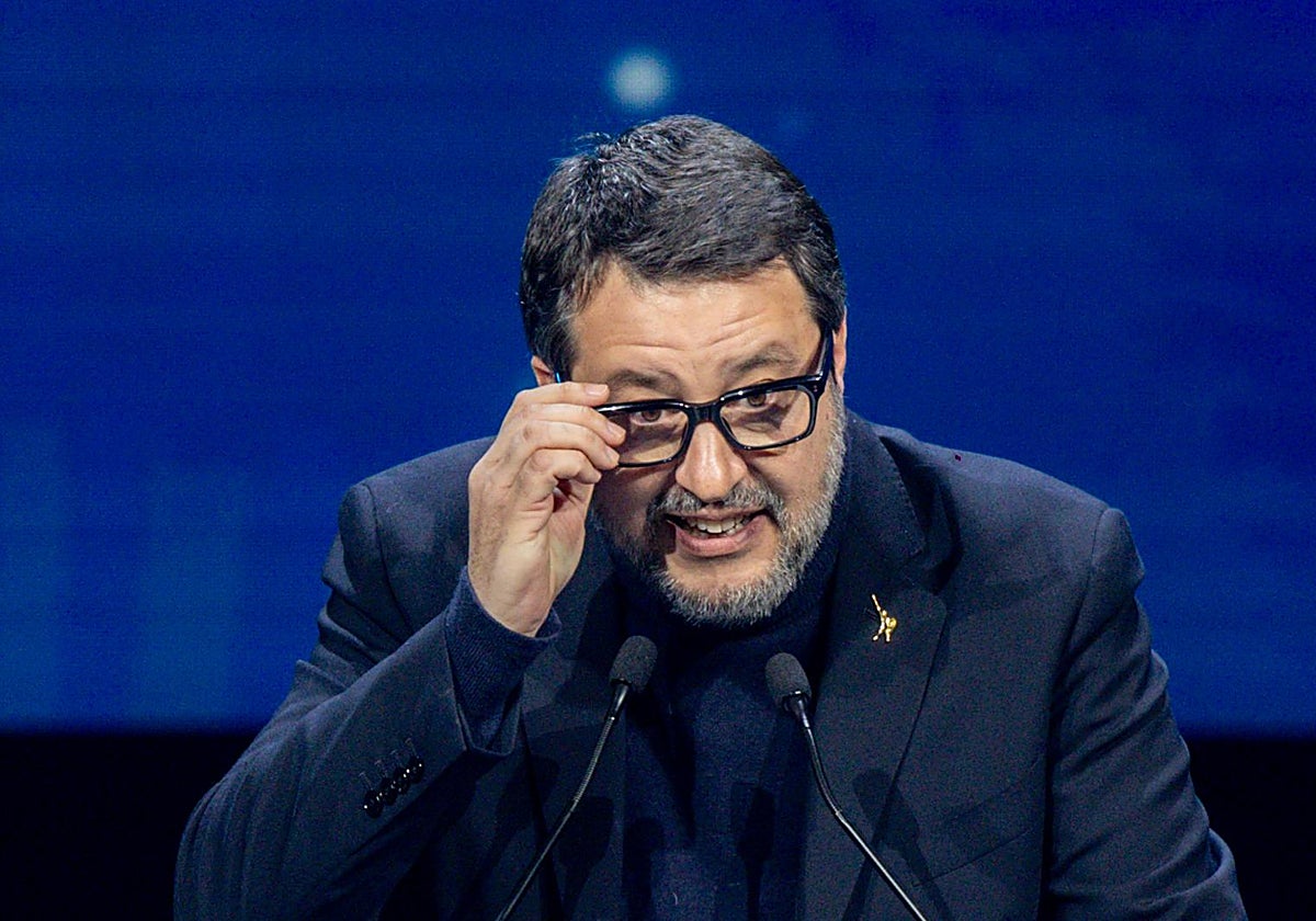 El líder de Liga y vicepresidente del Consejo de Ministros de Italia, Matteo Salvini, interviene durante la cumbre 'Patriots', en Hotel Marriott Auditorium, a 8 de febrero de 2025, en Madrid
