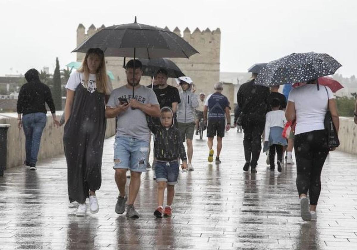 La Aemet avisa de lo que llega a España esta semana: masa de aire polar y tormentas en estas zonas