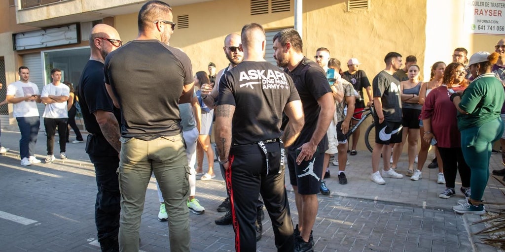 La Policía impone la ley para evitar que los agitadores tomen Torre Pacheco