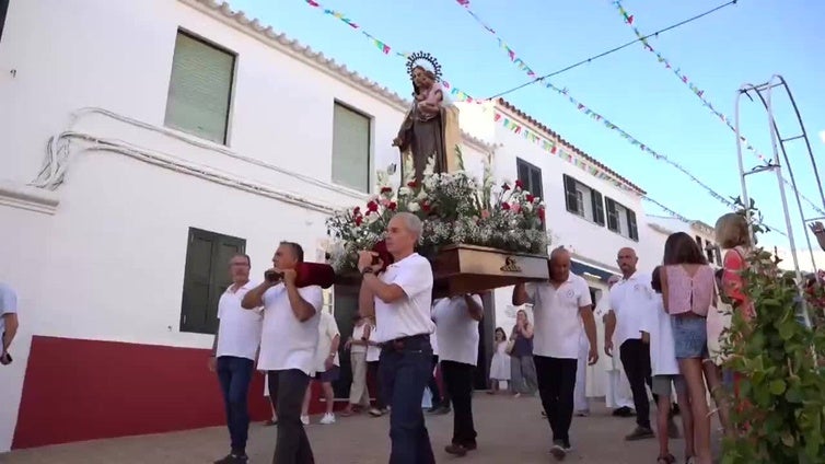 Las procesiones de la Virgen del Carmen toman las costas de Menorca