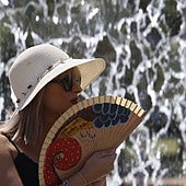 La ola de calor activa este lunes avisos en más de una treintena de provincias: máximas de 42ºC y riesgo de incendios