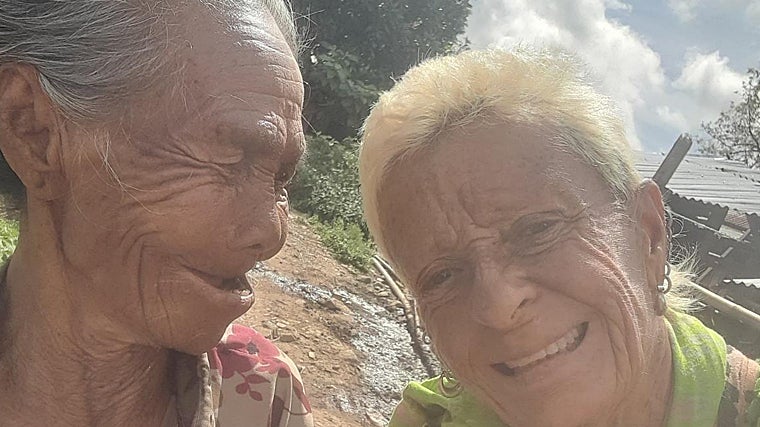 El don de gentes de la ferrolana le llevó a trabar amistad con numerosos nativos de la isla