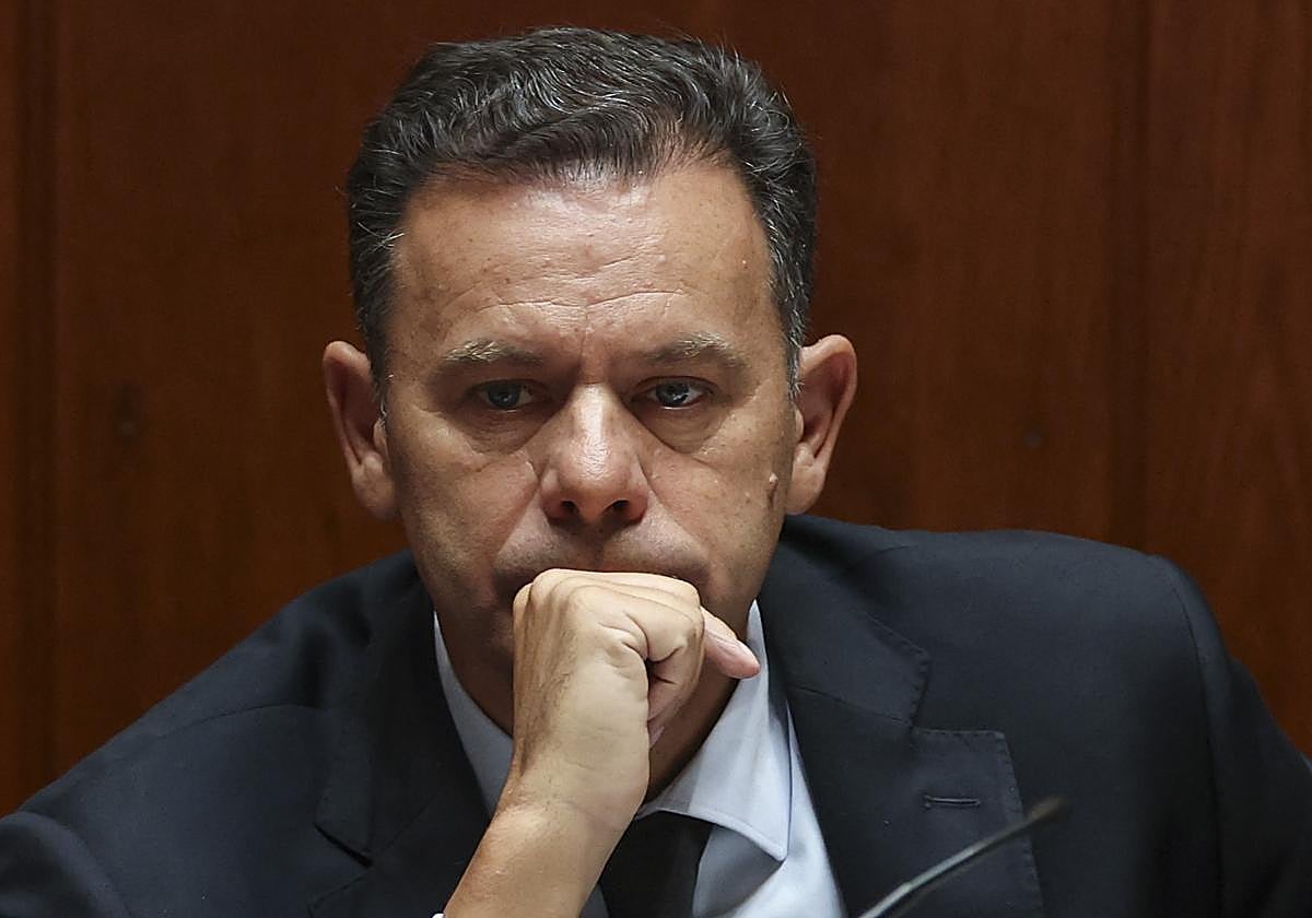 El primer ministro, Luís Montenegro, durante la sesión en el Parlamento de este miércoles.