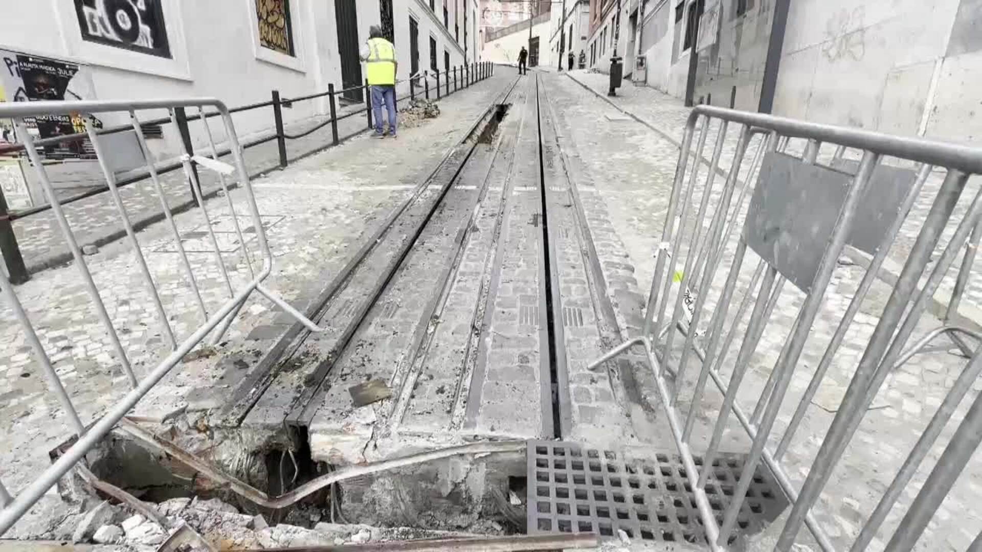 Autoridades retiran completamente el funicular de Gloria del lugar del accidente