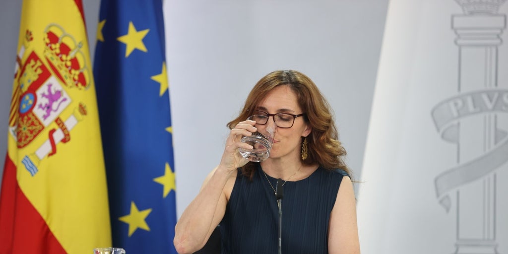 Sanidad pierde la batalla en el Gobierno y aprobará una ley antitabaco descafeinada