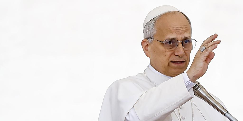 El Papa León se niega a que le hagan un avatar digital y advierte: «Va a ser muy difícil descubrir la presencia de Dios en la IA»