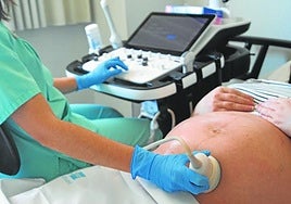 Los médicos entran en el debate del aborto y recuerdan que la objeción de conciencia no debe conllevar sanciones ni discriminación