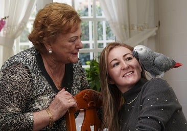 El Gobierno expropia un loro a una mujer de 75 años: «El trato fue inhumano»