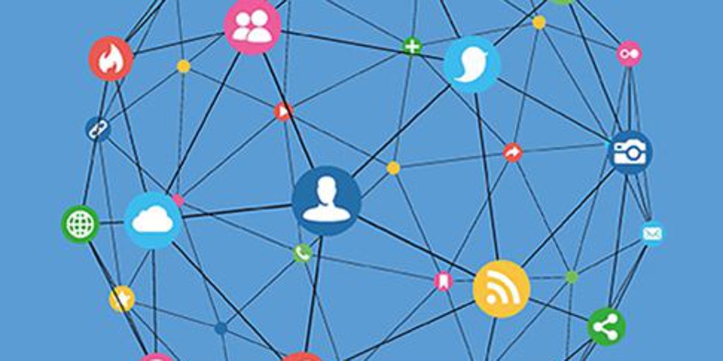 «Los conocimientos pertenecen a todos y se llega a ellos de distintas maneras. Ya no es el docente el único que tiene acceso a ellos»