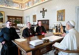 El Papa arranca su propia agenda y reúne a todos los cardenales por primera vez desde el Cónclave