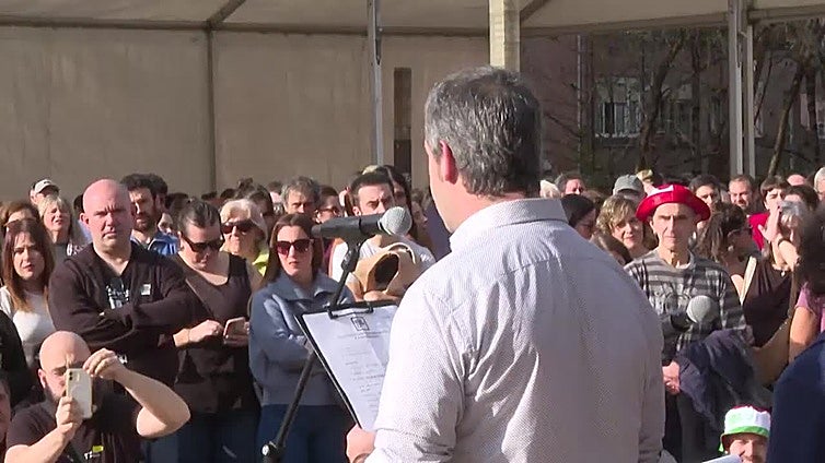 La feria Durangoko Azoka para su actividad en solidaridad con Palestina